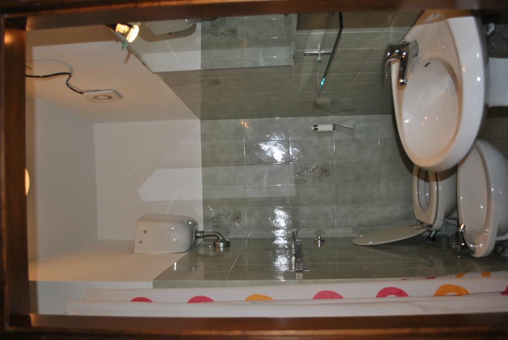 Hotel Il Gatto E La Volpe Gambassi Terme Zimmer foto