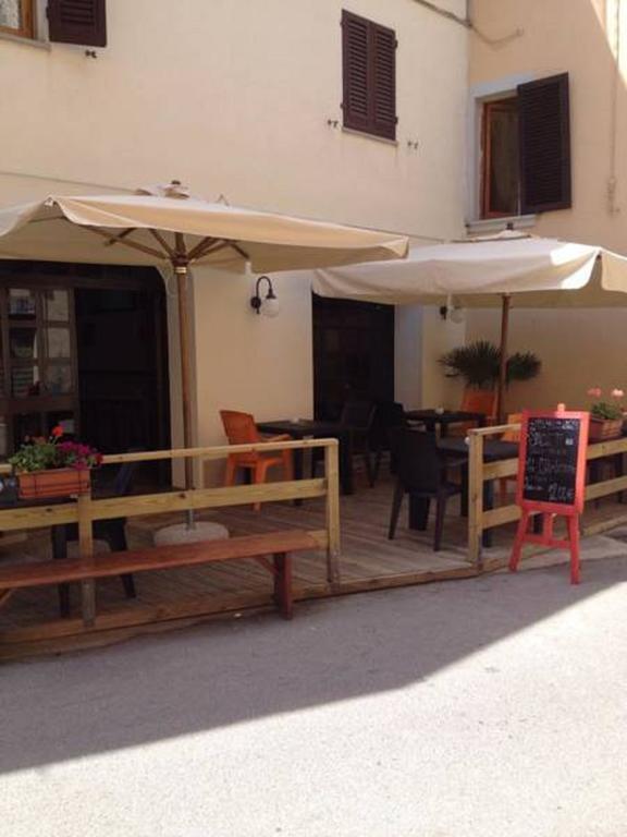 Hotel Il Gatto E La Volpe Gambassi Terme Zimmer foto